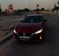 نيسان ألتيما